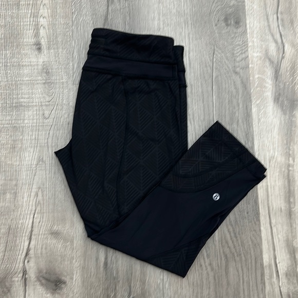 Lululemon capris leggins - Picture 1 of 6
